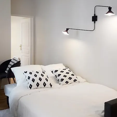 Appartamento Paris-parodi *